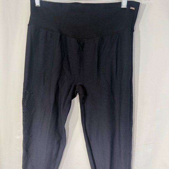 Pink Victoria Secret Sport Seamless Tight With Open Knit Details Leggings — L - Picture 6 of 12